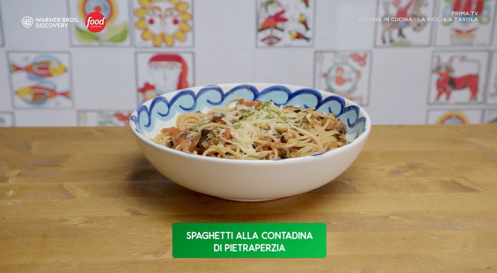 Gli spaghetti alla siciliana secondo Luca Pappagallo VIDEO