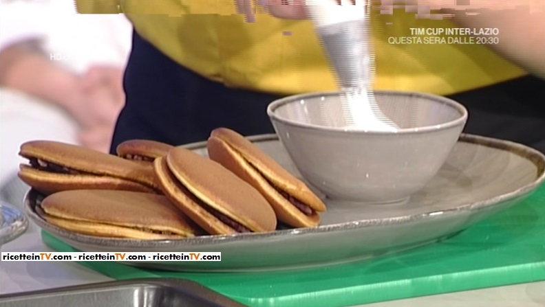 Dorayaki, come cucinare i pancakes giapponesi