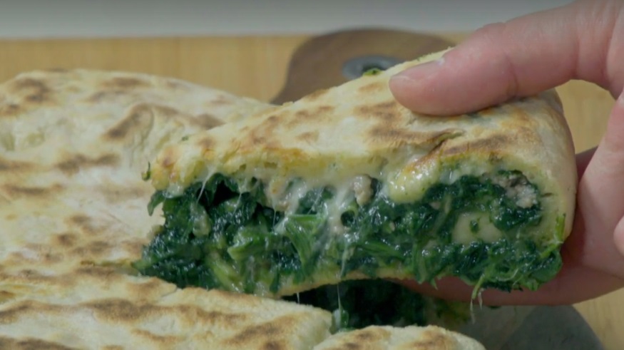 Fatto In Casa Per Voi Ricetta Focaccia In Padella Con Ripieno Di Erbette Di Benedetta Rossi